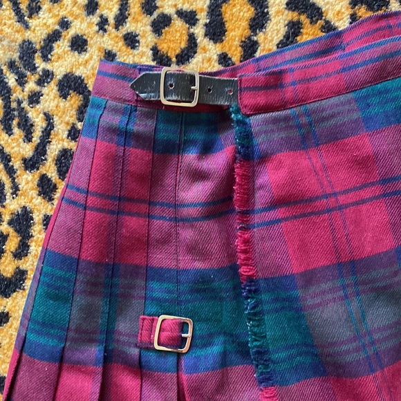 Vintage “The Scotch House” plaid wrap around buckle knee length kilt size 12 - Picture 8 of 14